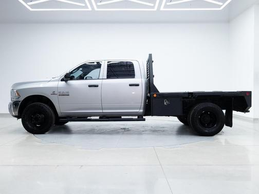 2018 RAM 3500 Tradesman Crew Cab 4x4 8' Box