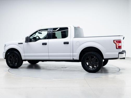 Oxford White 2019 Ford F-150 XLT