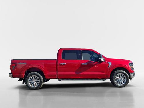 Rapid Red Metallic Tinted Clearcoat 2024 Ford F-150 XLT