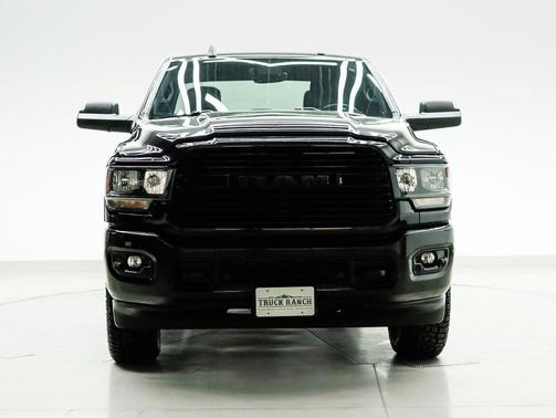 2020 RAM 2500 Lone Star Crew Cab 4X4 8' Box