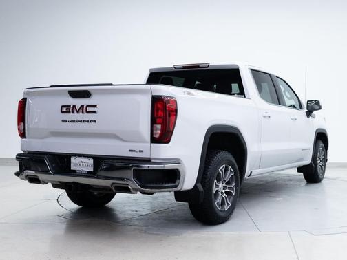 2023 GMC Sierra 1500 SLE