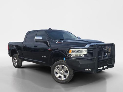 2022 RAM 2500 Laramie Crew Cab 4x4 6'4' Box