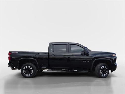 2020 Chevrolet Silverado 2500 Custom