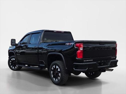 2020 Chevrolet Silverado 2500 Custom