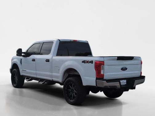 2017 Ford F-250 XLT