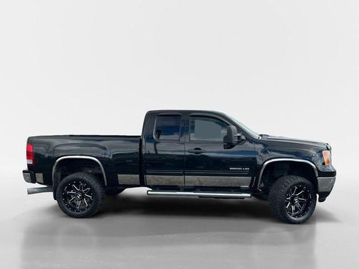 Onyx Black 2011 GMC Sierra 2500 SLE
