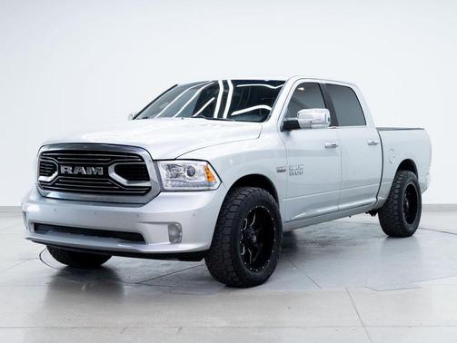 Bright Silver Metallic Clearcoat 2016 RAM 1500 Longhorn
