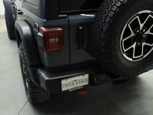 Anvil 2025 Jeep Wrangler Rubicon