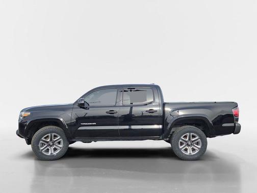 Black 2017 Toyota Tacoma Limited