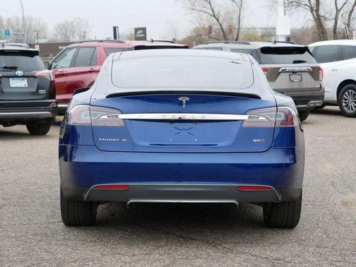 2015 Tesla Model S P85D