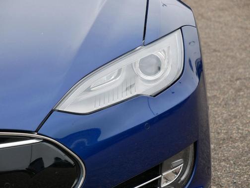 2015 Tesla Model S P85D