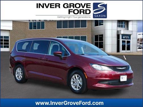 2023 Chrysler Voyager LX