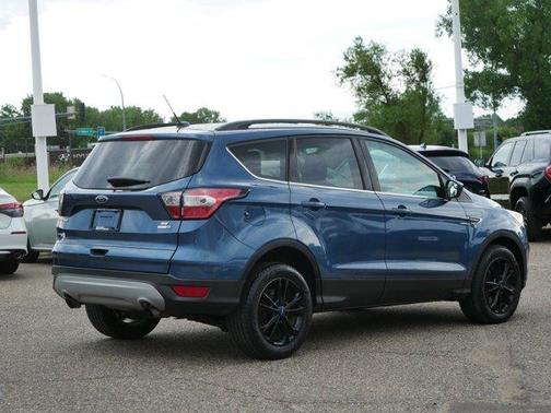 Blue Metallic 2018 Ford Escape SE