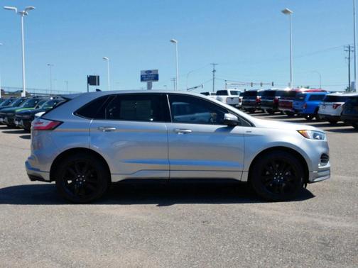 2020 Ford Edge ST Line