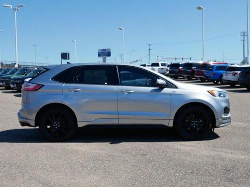 2020 Ford Edge ST Line