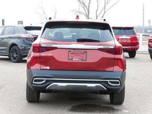 2022 Kia Seltos S