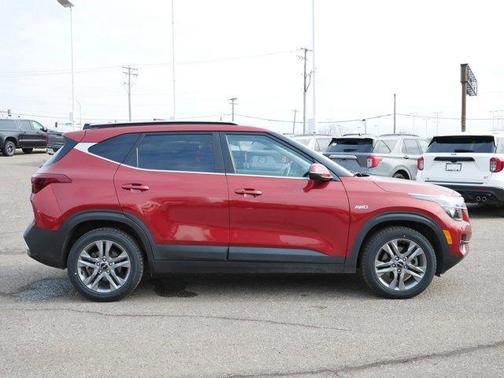 2022 Kia Seltos S