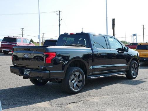 2024 Ford F-150 Lightning Flash