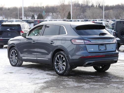 2023 Lincoln Nautilus Reserve