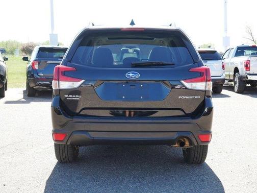Crystal Black Silica 2020 Subaru Forester Premium