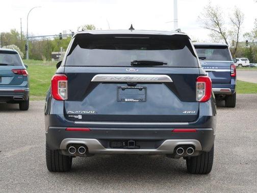Blue Metallic 2023 Ford Explorer Platinum