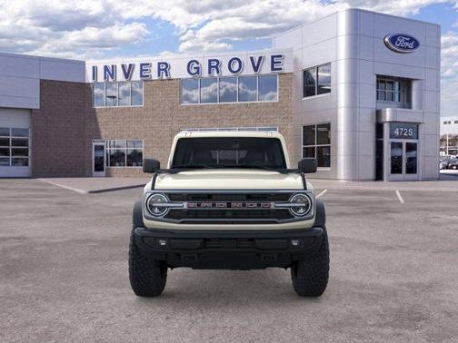Wimbledon White 2026 Ford Bronco Outer Banks