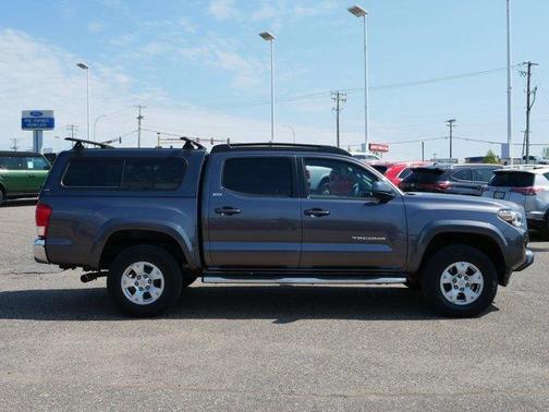 2017 Toyota Tacoma SR5