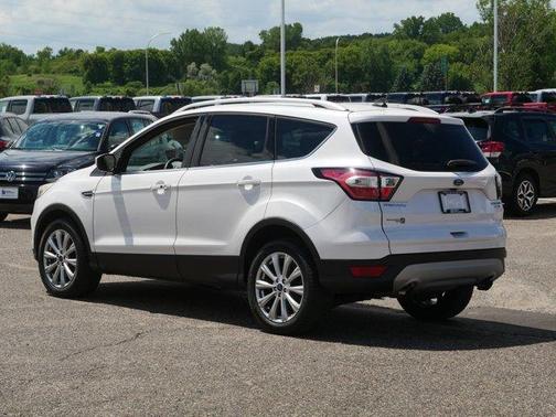 White Platinum Clearcoat Metallic 2018 Ford Escape Titanium