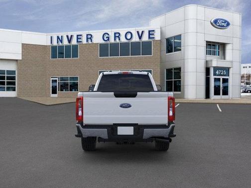 2025 Ford F-350 XLT