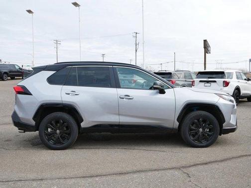 2022 Toyota RAV4 Hybrid XSE
