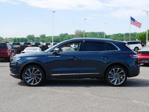2022 Lincoln Nautilus Reserve