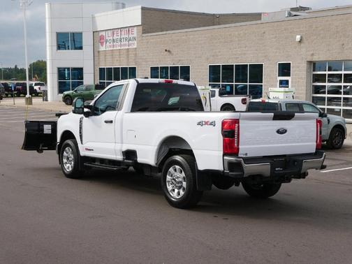2023 Ford F-350 XLT