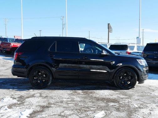 2019 Ford Explorer sport