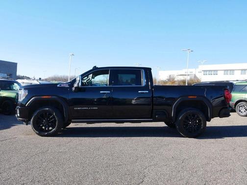 2023 GMC Sierra 3500 Denali