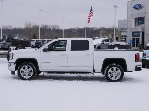 2017 GMC Sierra 1500 SLT