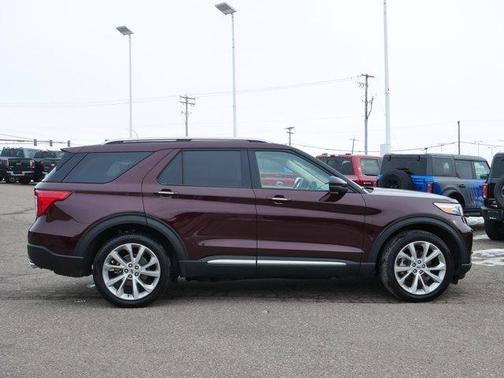 2022 Ford Explorer Platinum