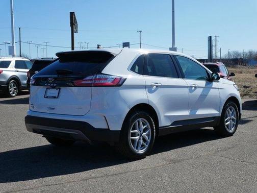 2022 Ford Edge Sport