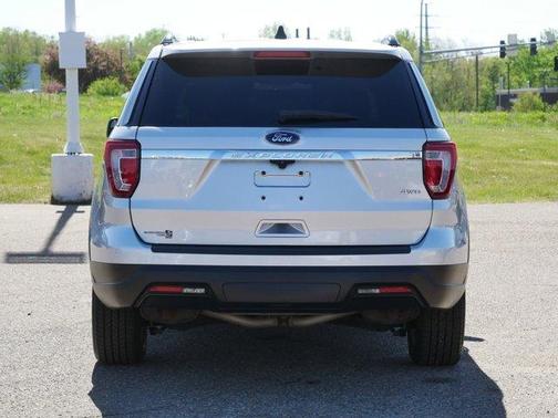 Ingot Silver 2018 Ford Explorer Base