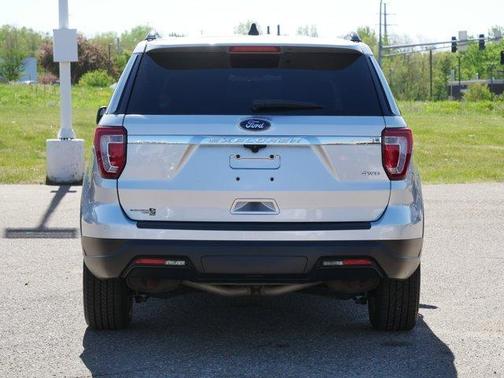 Ingot Silver 2018 Ford Explorer Base