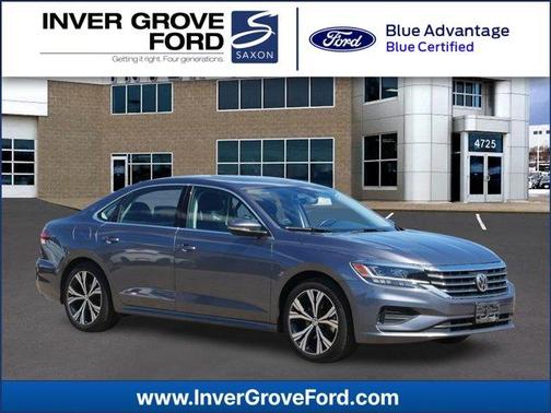 Platinum Gray Metallic 2021 Volkswagen Passat 2.0T SE
