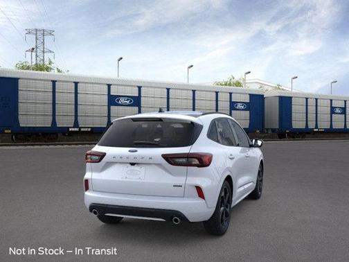 2025 Ford Escape ST-Line Elite