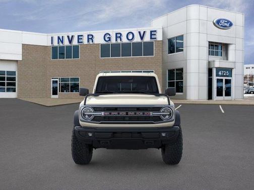 Wimbledon White 2026 Ford Bronco Outer Banks