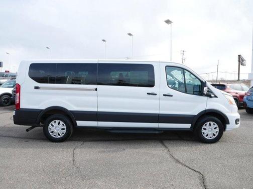2022 Ford Transit-350