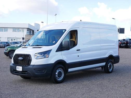 2024 Ford Transit-250 148 WB Medium Roof Cargo