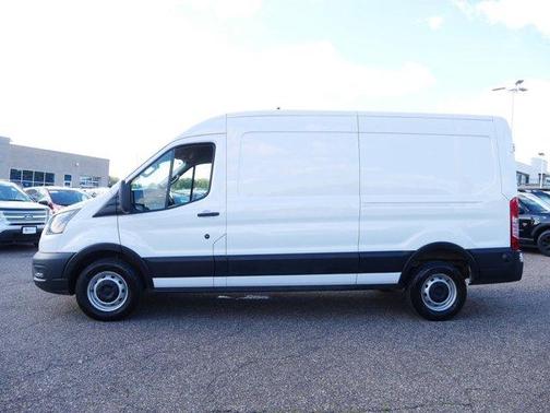 2024 Ford Transit-250 148 WB Medium Roof Cargo