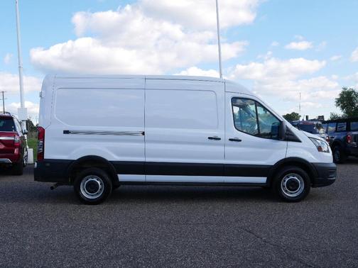 2024 Ford Transit-250 148 WB Medium Roof Cargo