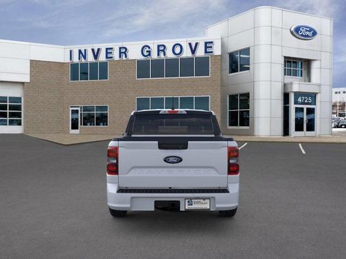 2026 Ford Maverick Lobo Standard