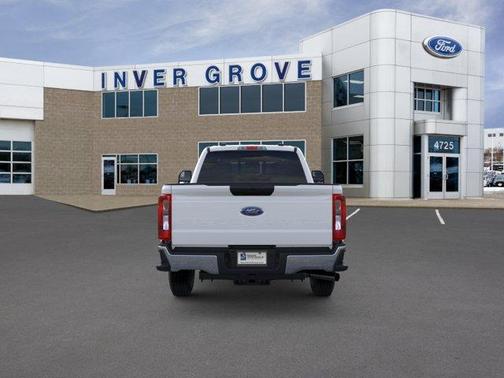 Oxford White 2026 Ford F-250 XL