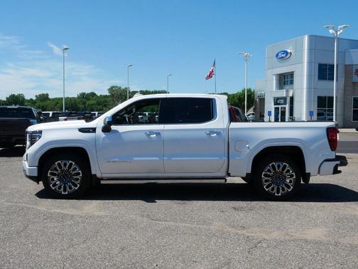 2024 GMC Sierra 1500 Denali Ultimate