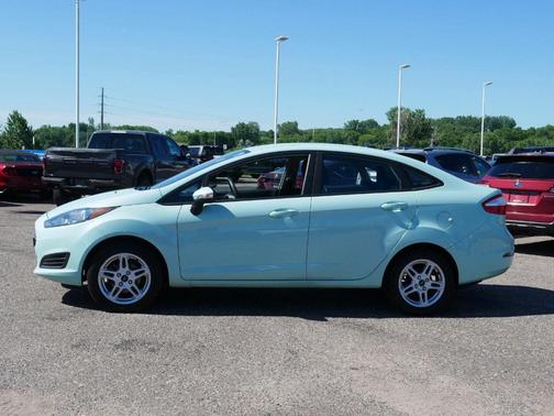 2017 Ford Fiesta SE